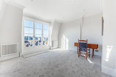 Flat 5, 7 Ormonde Gate, London