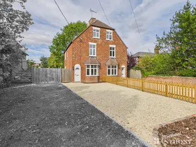 Aylesbury Road, Bierton, HP22