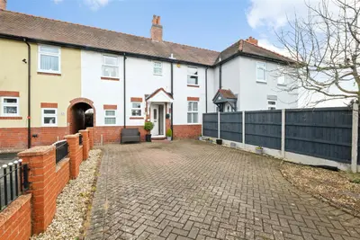 Lady Greys Walk, WOLLASTON, DY8 3RD