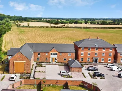 Hatfield Court, Tamworth, B79