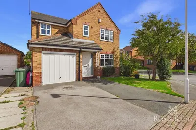Fairfield Close, Rothwell, West Yorkshire, LS26