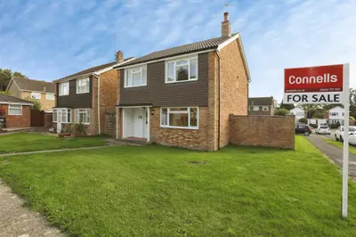 Beechey Way, Copthorne, RH10