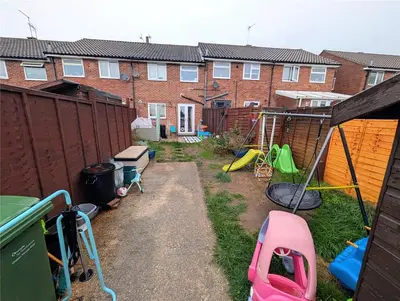 Paynesdown Road, Thatcham, RG19