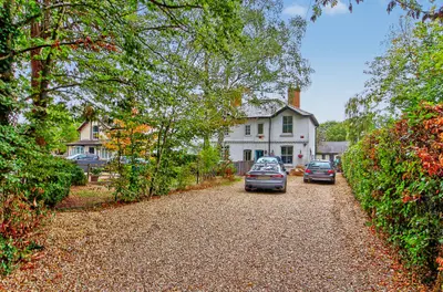 Old Cove Road, Fleet, GU51