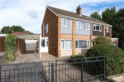 Goodwood Avenue, Kippax, LS25