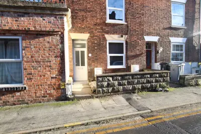 Commercial Road, Grantham, NG31