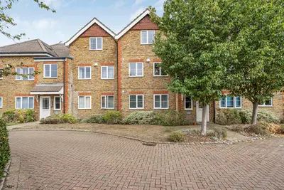 Kempton Avenue, Sunbury-on-Thames, TW16