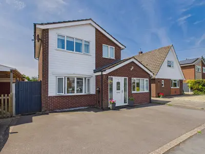 Barns Green, Meole Village, SY3