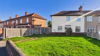 Aberconway Crescent, New Rossington, DN11