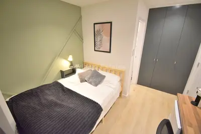 Radstock Road, Reading, RG1 3PR