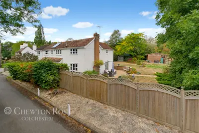Fields Farm Road, Layer-de-la-Haye