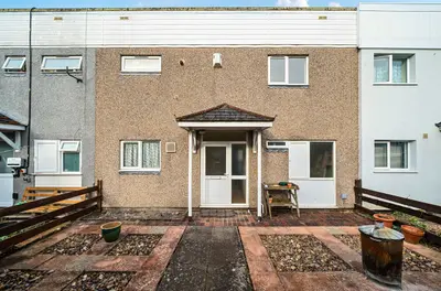 Howe Road, Gosport, PO13