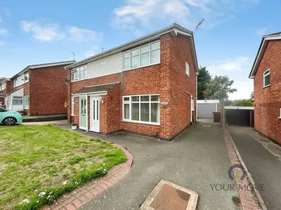 Ploughmans Drive, Shepshed, Leicestershire, LE12