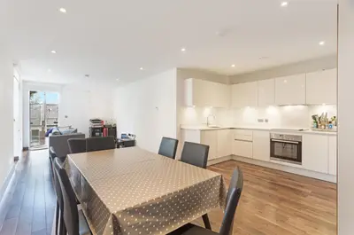 Beaufort Court, West Hampstead, NW6