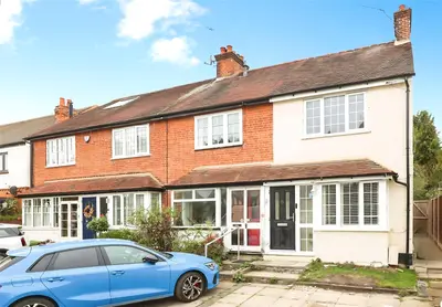 The Greenway, Chalfont St. Peter, SL9