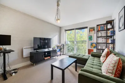 Capulet Square, London, E3