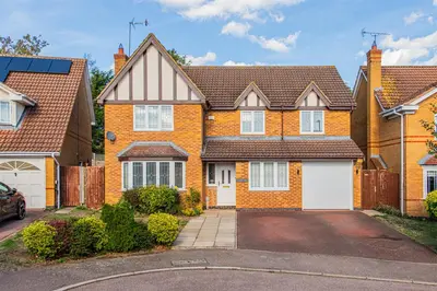 Lexden Close, Wootton