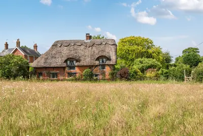 Oakhanger Road, Oakhanger, GU35