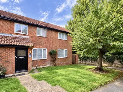 Winterbourne Close, Hastings, East Sussex, TN34 1XG