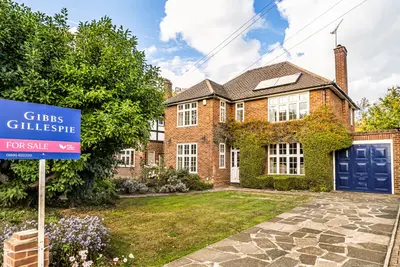 Park Avenue, Ruislip, HA4
