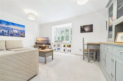Groves Lea, Mortimer, RG7
