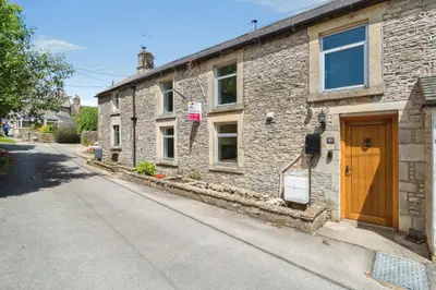 Bath Road, Colerne, SN14