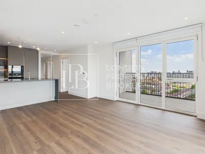Maple Mews, London, E3