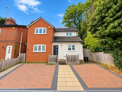 Alexander Lane, Shenfield, CM13