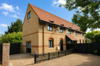 with 3 bedrooms in Harlow, CM17