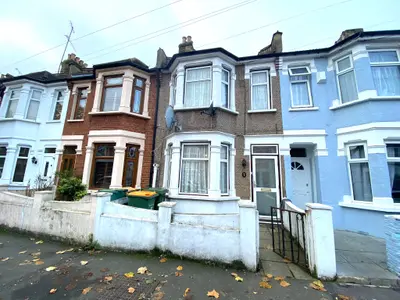 Streatfeild Avenue, London, E6