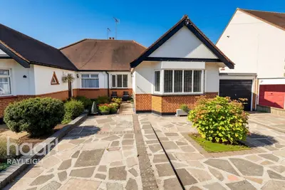 Broadclyst Avenue, Leigh-on-Sea, SS9