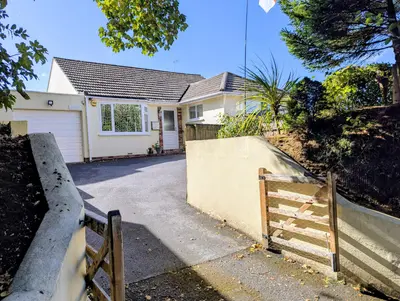 Higher Cadewell Lane, Torquay, TQ2