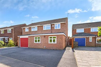College Road, Southwater, RH13
