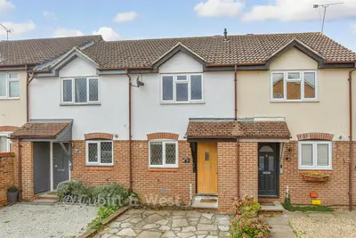 Oswald Close, Fetcham, KT22