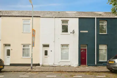 Plasnewydd Road, Roath, CF24