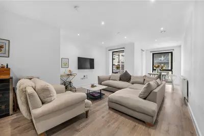 Osiers Road, London, SW18