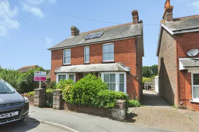 Battle Road, Hailsham, BN27