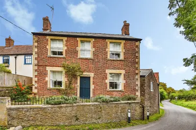 Sweet Apple Cottage, Lower Rudge, BA11