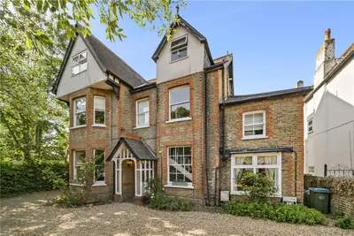Sheen Road, Richmond, TW10