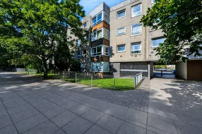 Giles Street, Edinburgh, Midlothian, EH6