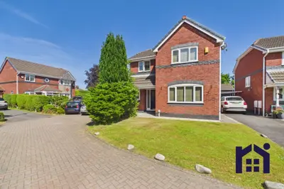 Stokes Hall Avenue, Leyland, PR25 3FA