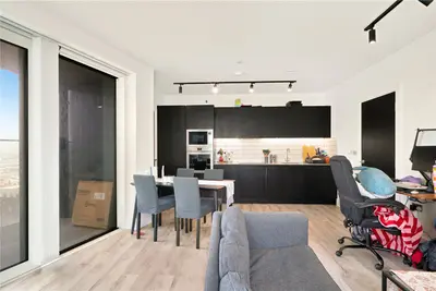 Portal Way, London, W3