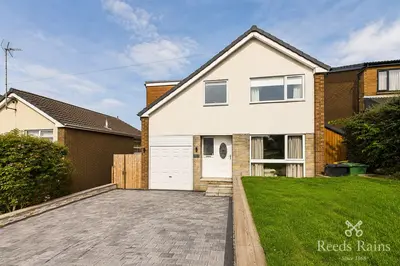 Quaker Lane, Cleckheaton, West Yorkshire, BD19