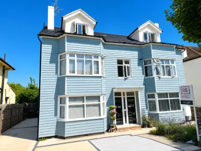 Tankerville Drive, Leigh-on-Sea, SS9
