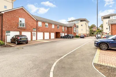 Andrews Close, Warwick, CV34