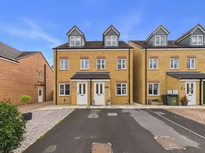 Friarwood Avenue, Pontefract, WF8