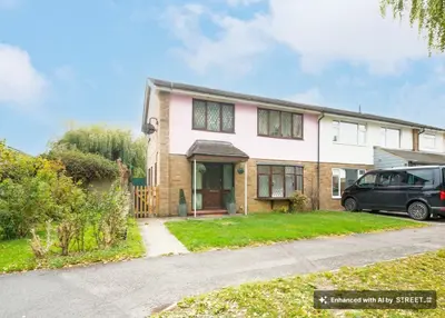 Howard Cornish Road, Marcham, OX13