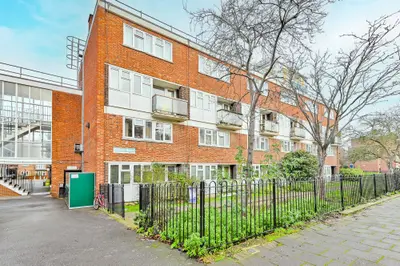 10 Fletcher House, Howard Road, London