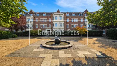 London Road, Guildford, GU1