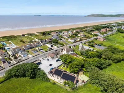Church Road, TA8